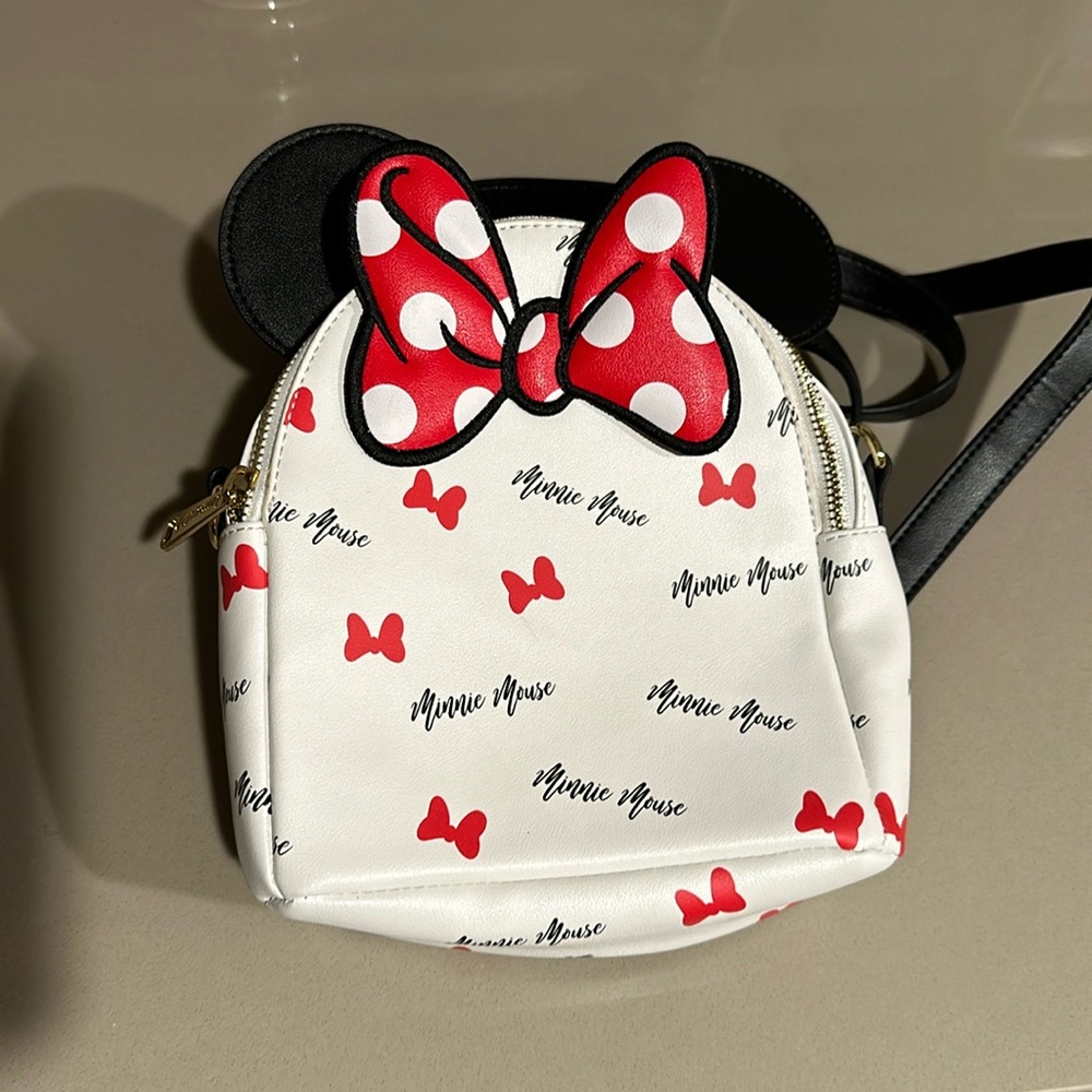Minnie Mouse backpack Loungefly